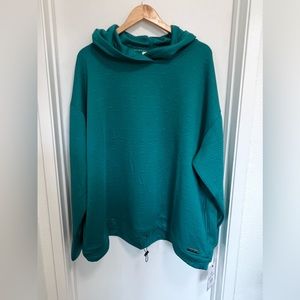 NWT Nine West women green sweater